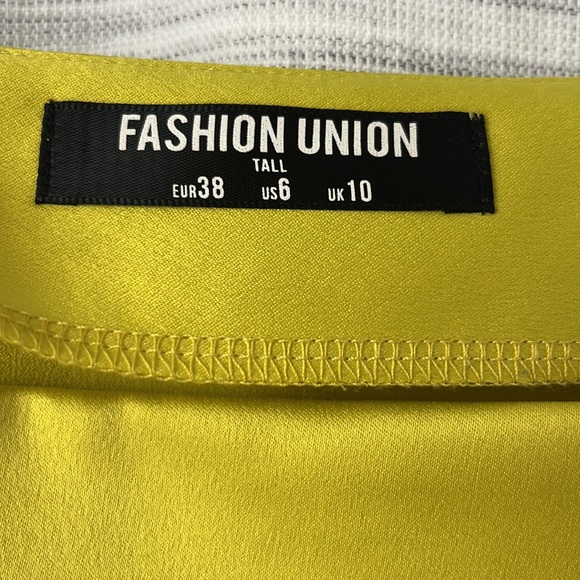 Neon Fashion Union satin mini dress with adjustable spaghetti straps - Picture 3 of 3